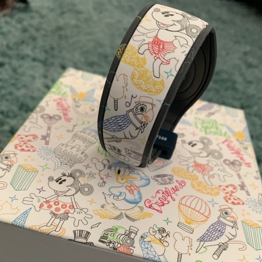 Disney Sketch Dooney & Bourke Magic Band